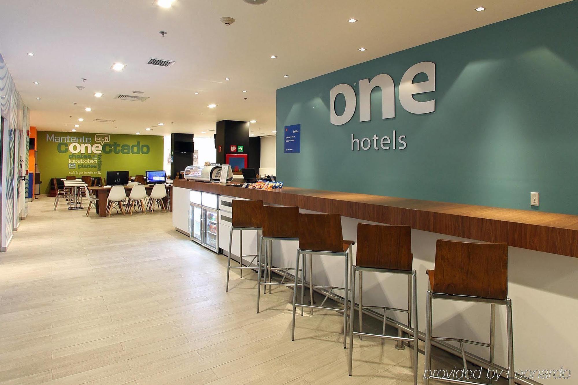 One Periferico Sur Hotel Mexico-stad Buitenkant foto